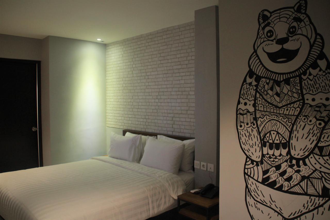 Nite & Day Surabaya - Kedungdoro Hotell Exteriör bild